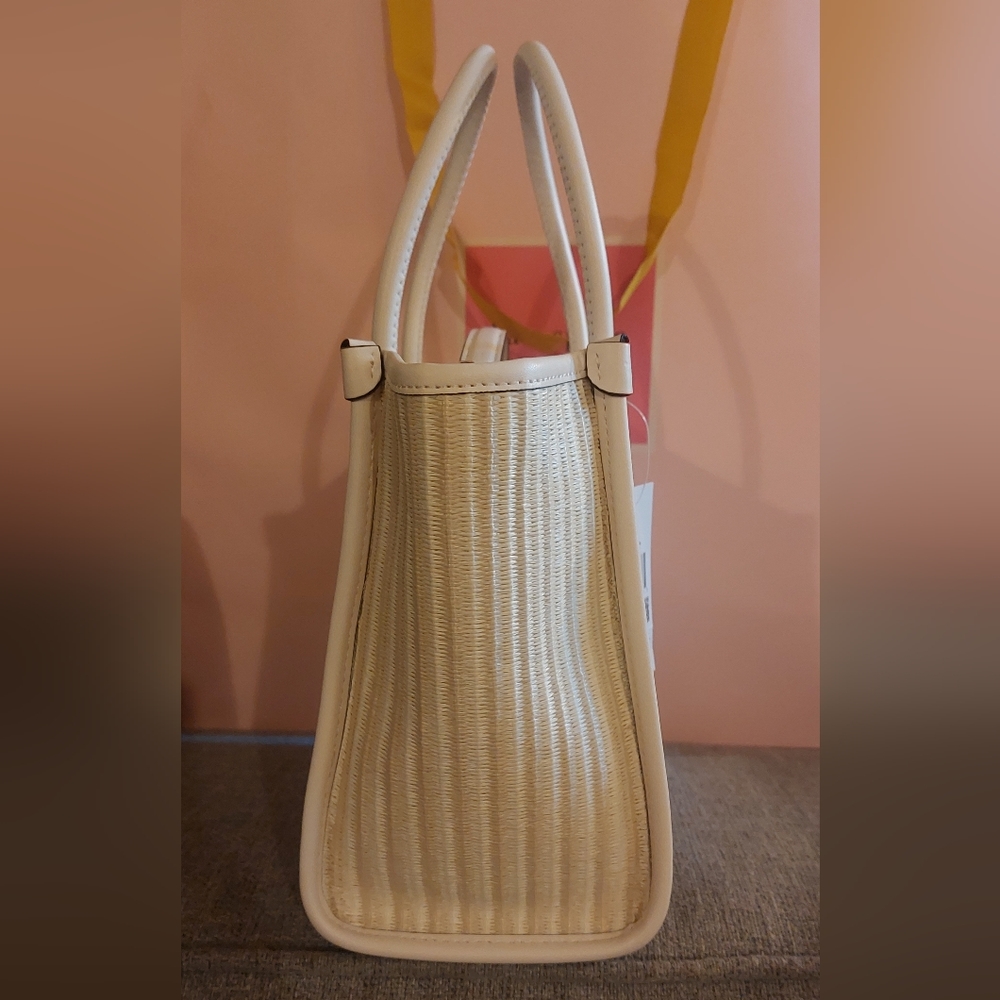 Kate Spade Ella Dottie Ladybug ๐ Small Straw Tote Crossbody - Picture 3 of 9